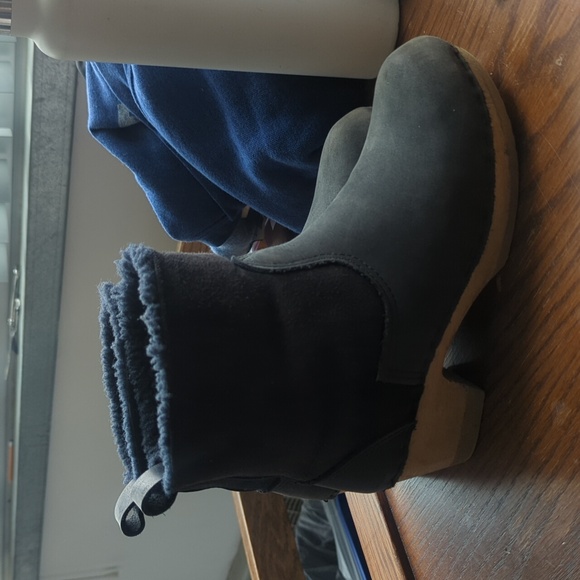 No. 6 pull on shearling clog boots, dark gray (fits size 7-8) - Picture 6 of 8